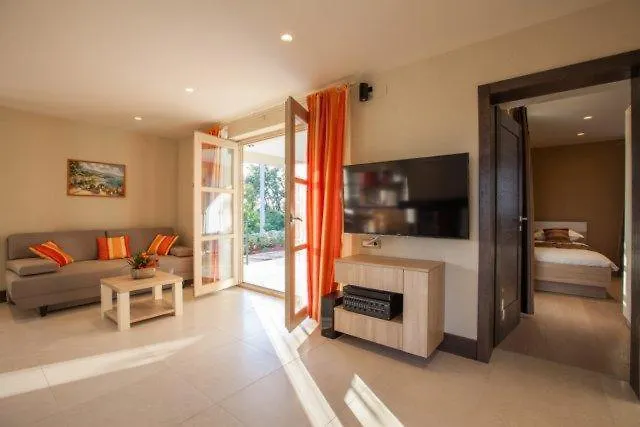 Tilia Villa Kras